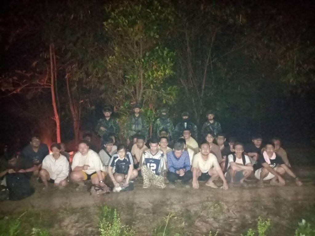 御林军特种部队于泰缅边境查获26名马来西亚籍非法入境人员-白菜作业网-高质量白菜网-白菜社区